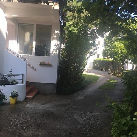 בודווה Apartments Sim מראה חיצוני תמונה