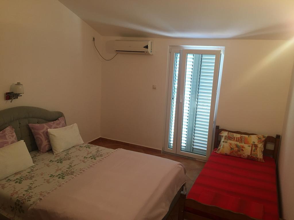בודווה Apartments Sim מראה חיצוני תמונה